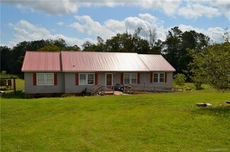 3121 Green Haven Dr, Lawndale, NC 28090