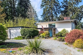 3132 Locust Ave W, University Place, WA 98466