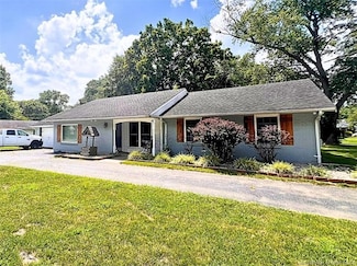 3413 Utica Pike, Jeffersonville, IN 47130