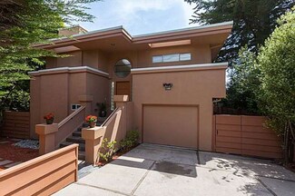 2130 Portola Dr, Santa Cruz, CA 95062