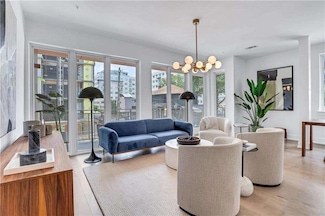 775 Juniper St NE Unit 327, Atlanta, GA 30308