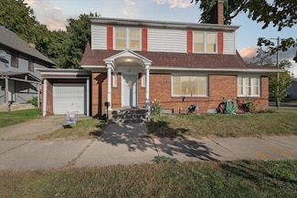 856 Neland Ave SE, Grand Rapids, MI 49507