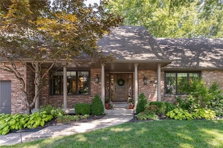 10203 Howe Ln, Leawood, KS 66206