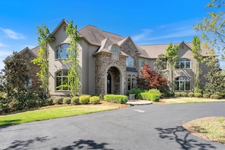 11 Skyland Dr, Conway, AR 72032