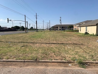 1520 E 28th St, Lubbock, TX 79404