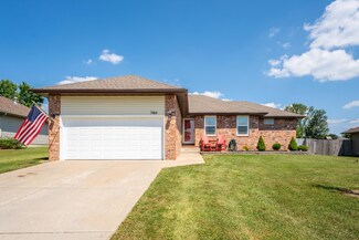 584 Stoney Path, Nixa, MO 65714