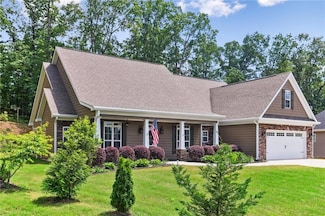 59 Grand Georgian Ct NE, Cartersville, GA 30121