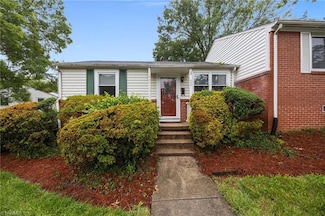 525 Overlook St, Greensboro, NC 27403