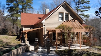 917 Zeline Ave NE, Valdese, NC 28690