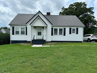 623 Central Church Rd, Morristown, TN 37814