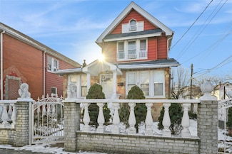 9102 173rd St, Jamaica, NY 11432