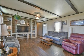 106176 Rodeo Dr, McLoud, OK 74851