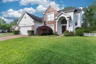 1021 Dougherty Lake Estates Dr, Saint Louis, MO 63122
