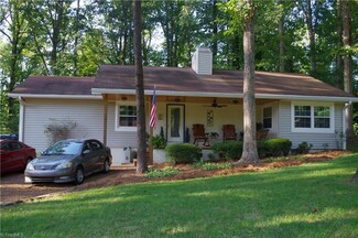 5104 Beulah Ln, Kernersville, NC 27284
