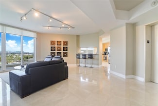 9751 E Bay Harbor Dr Unit 8D +Boat Slip, Bay Harbor Islands, FL 33154
