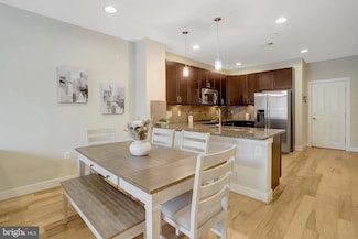 2205 Richmond Hwy Unit 101, Alexandria, VA 22301