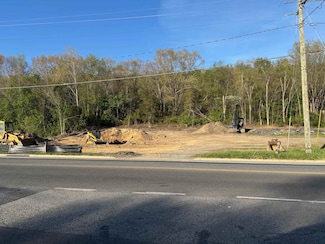 1301 E Main St, Waynesboro, VA 22980