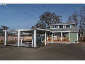 1558 Austin Rd, Roseburg, OR 97471