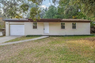 5607 Scotland Cir, Pensacola, FL 32526
