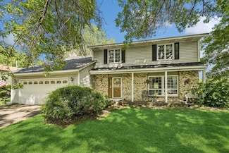 10738 Zopfi Way E, Maple Grove, MN 55369