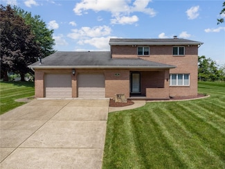 318 E Edgewood Ave, Trafford, PA 15085