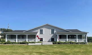 23060 Deal Rd, Gambier, OH 43022