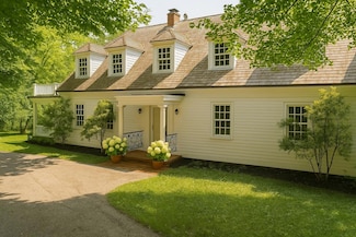 783 N Clove Rd, Millbrook, NY 12545