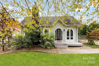 403 Hillcrest Ave, Gastonia, NC 28052