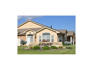 16424 Summit Ridge Rd, Lexington, MO 64067