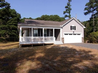 38170 Castaway Dr, Greenbackville, VA 23356