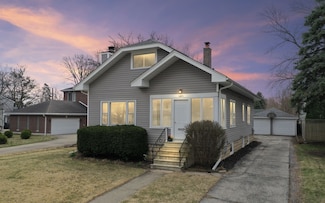 1683 Van Buren Ave, Des Plaines, IL 60018