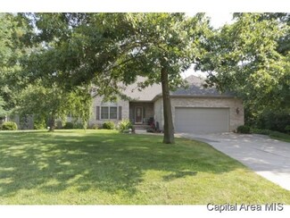 631 Briarwood Rd, Sherman, IL 62684