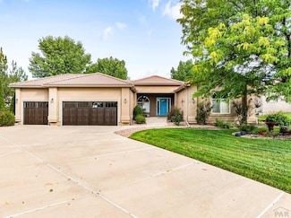 6 Carnoustie Ct, Pueblo, CO 81001