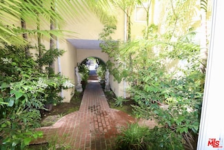 9066 Shoreham Dr Unit 4, Los Angeles, CA 90069