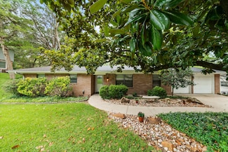 2408 Skyline Dr, Waco, TX 76710