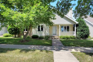 446 Cherry Hill Dr, Madison, WI 53717