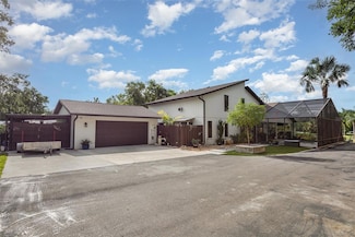 3615 Walden Pond Dr, Sarasota, FL 34240