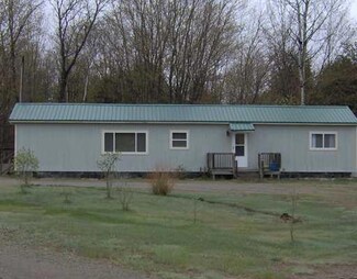 293 Kennebec River Rd, Embden, ME 04958