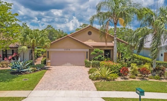 11204 Clover Leaf Cir, Boca Raton, FL 33428