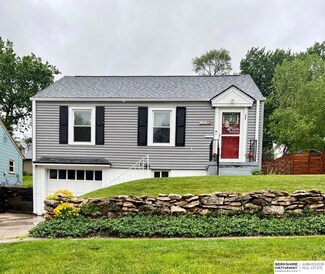 2039 N 63rd St, Omaha, NE 68104