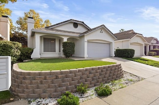 1918 Ajay Dr, Roseville, CA 95678