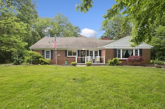 990 Eight Mile Rd, Cincinnati, OH 45255