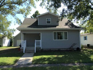 221 E Floral Ave, Portland, IN 47371