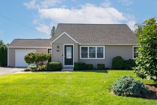 40 Francis St, Chicopee, MA 01013