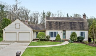 18 Azalea Dr, Apalachin, NY 13732