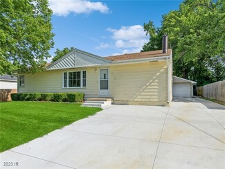 418 Palomino Pkwy, Des Moines, IA 50320