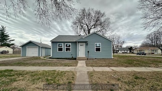 1524 N Sycamore St, Grand Island, NE 68801