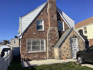 22117 Murdock Ave, Queens Village, NY 11429