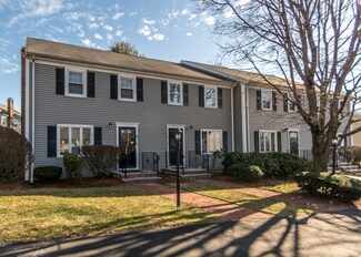 11 Casey Cir, Waltham, MA 02451