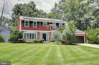 8610 Briarcroft Ln, Laurel, MD 20708